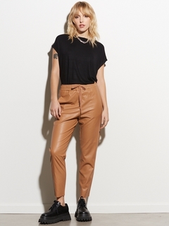 Imagen de BABUCHA RON BLACK Eco Cuero