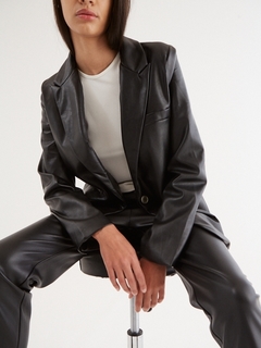 BLAZER COSSY BLACK Eco Cuero Talle S en internet