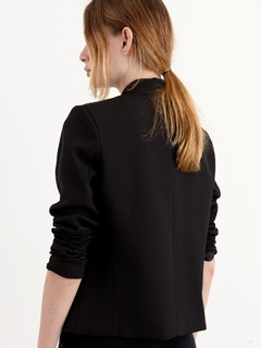 BLAZER CROP OLIMPIA en internet