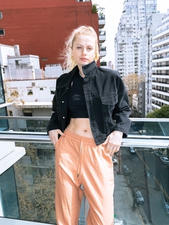 CAMPERA OVER BLACK TALLE UNICO en internet