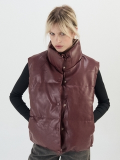 CHALECO PUFFER PU BORDO - comprar online
