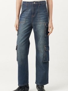 JEAN CARGO BLUE PEETA en internet
