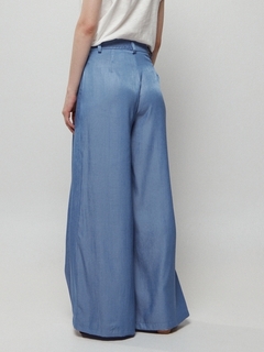 PANTALON CAMPANA LIGHT BLUE - UPHILL STORE