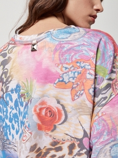 REMERA OVER HOT FANTASY ST MARIE Promo sin cambio - comprar online