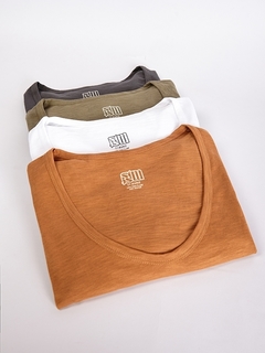 REMERA UMA
