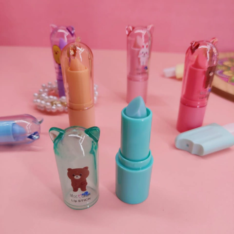 Brillo labial magico