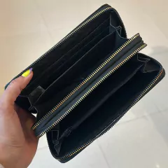 Billetera doble cierre negra en internet
