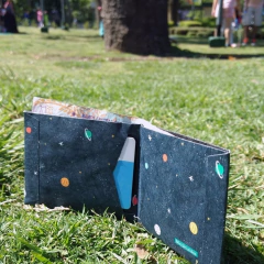 Billetera el polonio planetas - Flop! tiendita de diseño