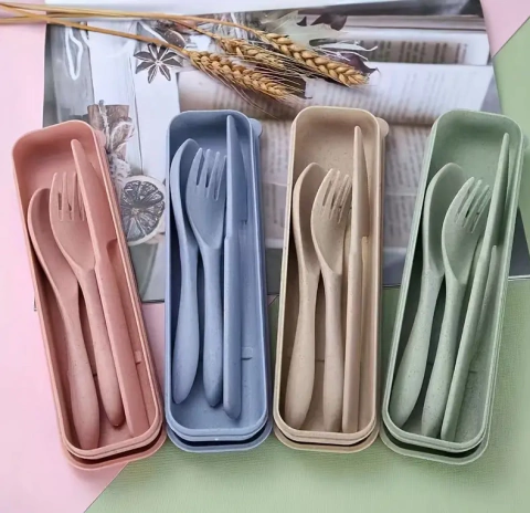 Set cubiertos plasticos