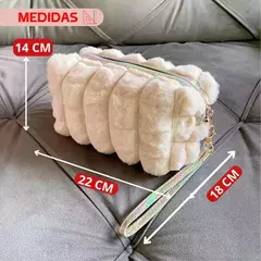 Neceser peluche cuadrado beige - Flop! tiendita de diseño