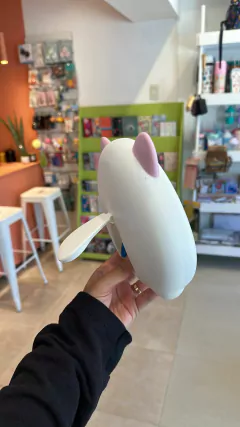 Espejo con orejitas de gato - Flop! tiendita de diseño