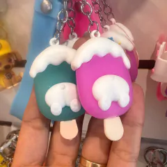 Llavero paleta kuromi en internet