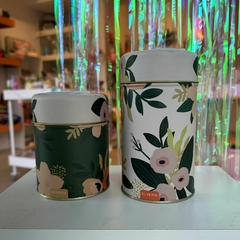 Set yerbera y azucarera flores crema