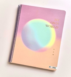 Cuaderno A4 Mooving MY OWN WORLD - comprar online