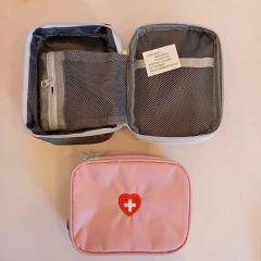 Mini botiquín cuadrado - comprar online