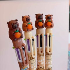 Lapicera multicolor capibara