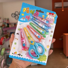 Tijera con punta intercambiable