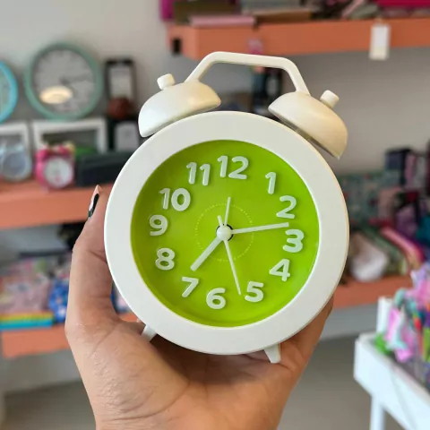 Reloj despertador plástico blaco y lima