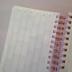 Agenda 2026 diaria chica FW cuadro rosa - Flop! tiendita de diseño