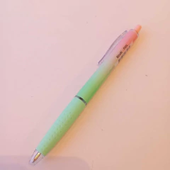 Lapicera kiruki degrade en internet