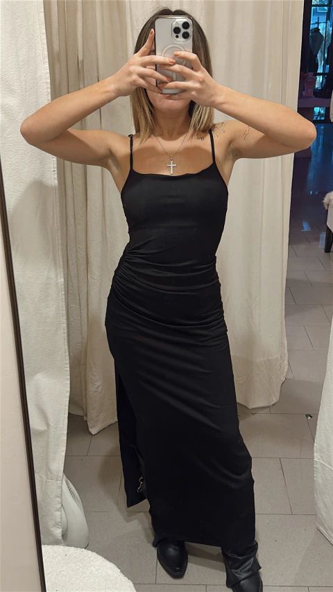 Tiara // vestido microfibra frunce