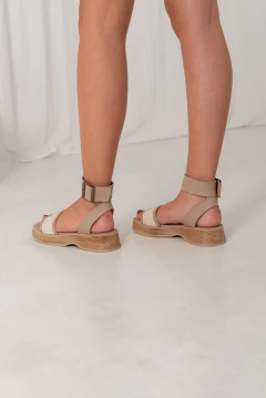 SOFI SAND en internet