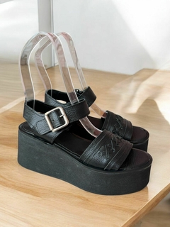 NURIA NEGRO - comprar online