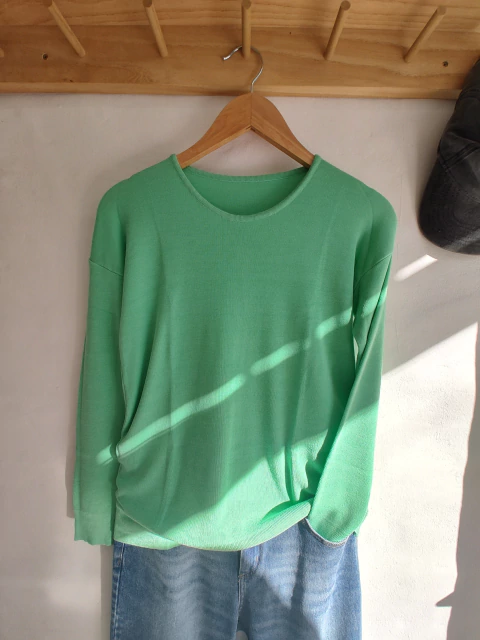 SWEATER BASIC M-L VERDE AGUA - comprar online