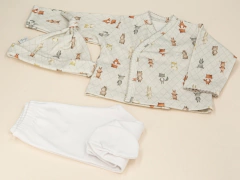 Ajuar: Gorro, bata y ranita Animalitos - comprar online