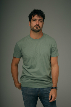 T-SHIRT BASIC
