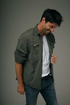 CAMISA NEVER - PostScript