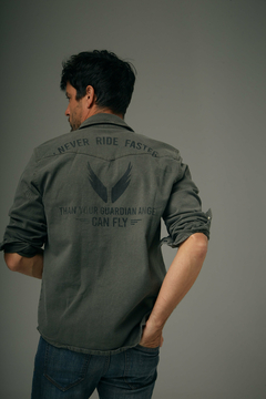 CAMISA NEVER en internet