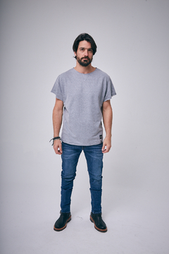 BUZO ROCKY MANGA CORTA - comprar online