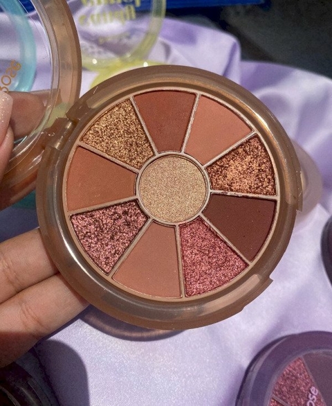 (HB1075/5) Paleta De Sombras FALL IN LOVE