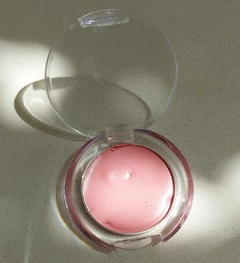 Maquillaje multifunción en internet