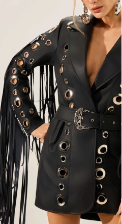 VESTIDO BLAZER BARRETOS na internet