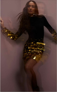 VESTIDO CURTO COM BORDADO na internet