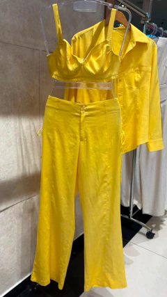 Trijunto Thay de calça + top + camisa em linho com viscose | Salgunamu - Tati Bernardo 