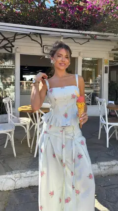 Imagem do Conjunto Cintia estampa flores e poá em linho com viscose | Salgunamu