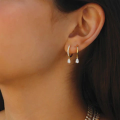 Argollas Huggies con Gota en Plata 925 Dorada - Il Gioiello 