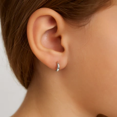 Mini Argollas Huggies Lisas en Plata 925 en internet