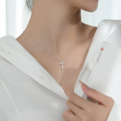 Collar Cruz Plata 925 - comprar online