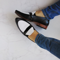 Karuna Negra y Blanca