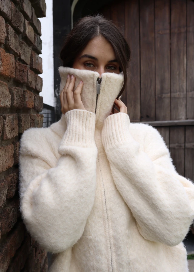 Campera Conwy CROP cruda — imagen 7