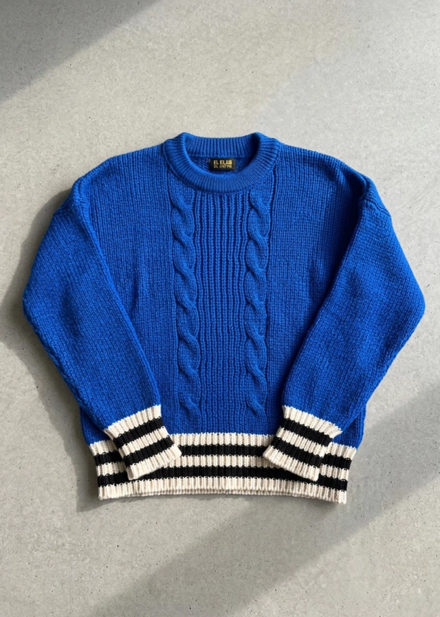 15949 Sweater College Trenza Corto