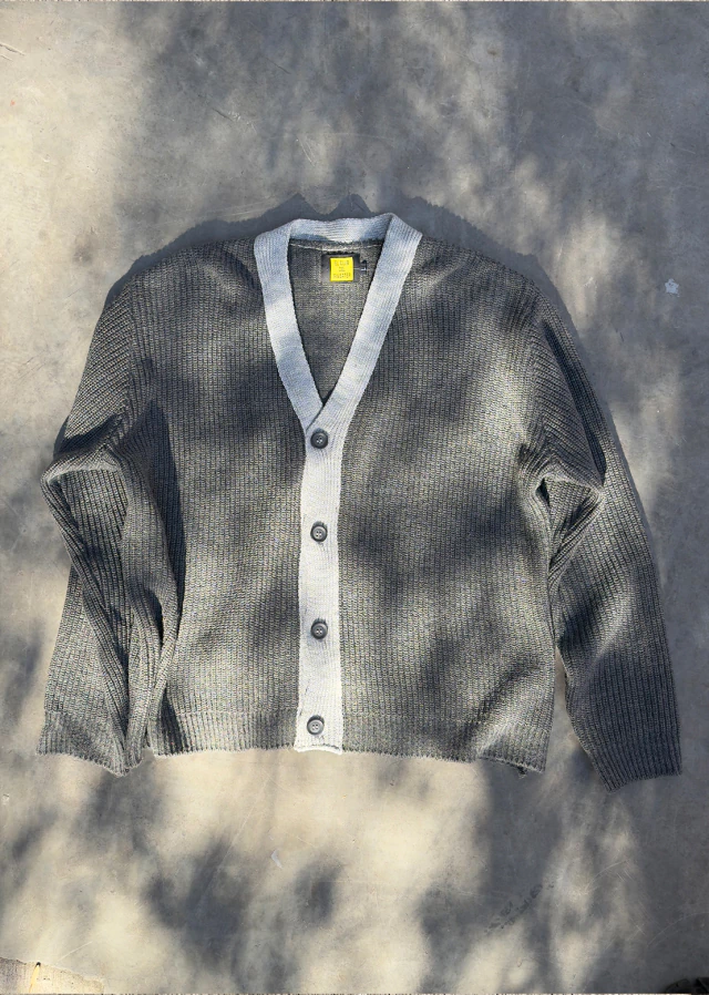 Cardigan Gris borde contratono