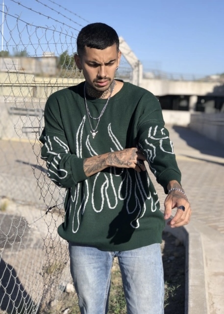 15931 Sweater New Fire