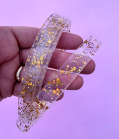 Tiara Acrilica Dourada 1,5x35cm (un)