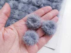 Pelinho meio pompom + ou - 2,5cm (un)