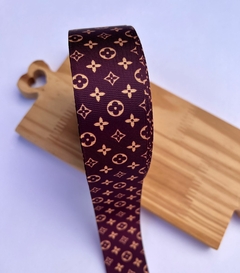 Gorgurão Estampado Grife LV Marrom 38mm Sakura (2metros)
